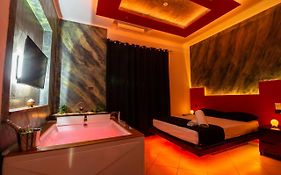 Pompei Luxury Rooms